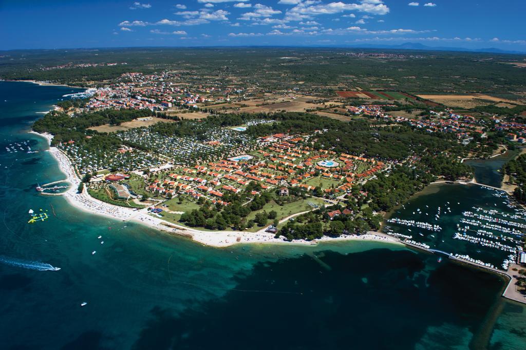 Happy Camp Mobile Homes In Centro Vacanze Bi Village Fažana Buitenkant foto